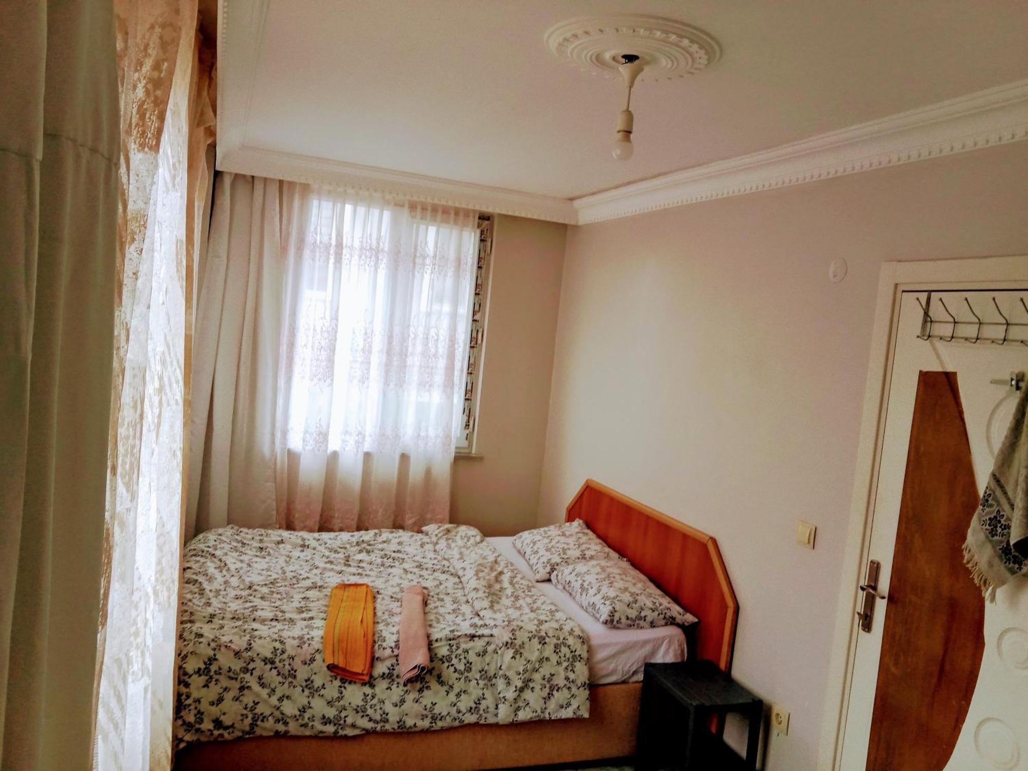 Ahmet Teacher Hotel,6 Minutes From The Airport Arnavutkoy Exterior photo