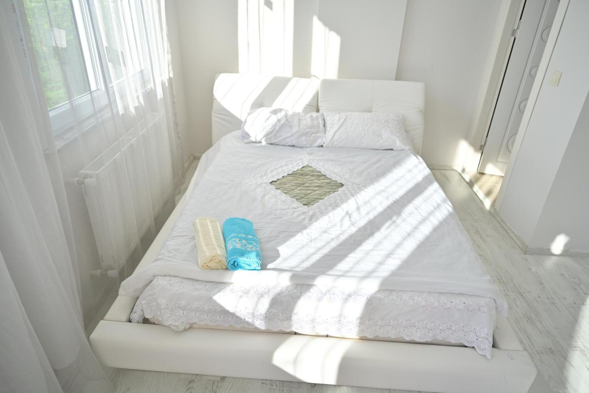 Ahmet Teacher Hotel,6 Minutes From The Airport Arnavutkoy Exterior photo